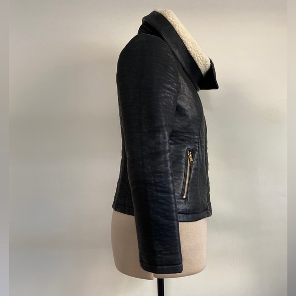Shearling style  vegan leather jacket - Picture 7 of 9